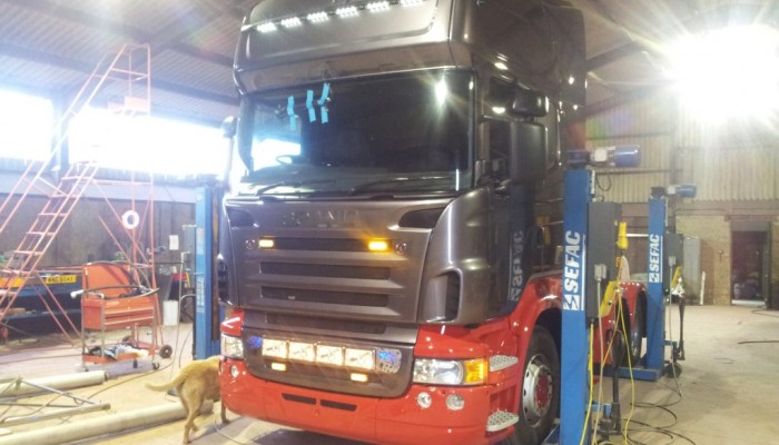 es2u11-f1ea324de3 Tyres 2 U